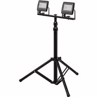 LED Doppel Baustrahler 2 x 30 W mit Stativ 1