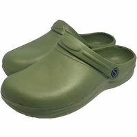 Unisex Clogs aus EVA-Kunststoff in Grün 42